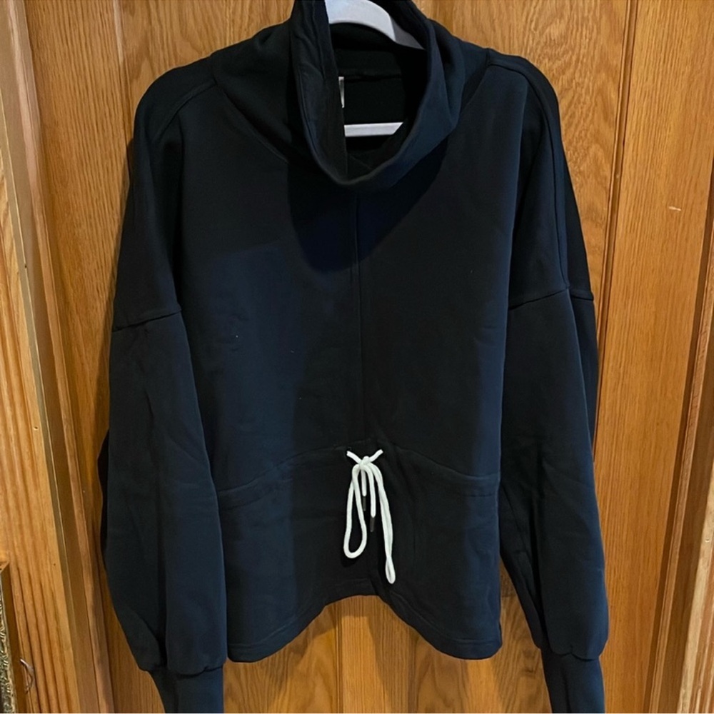 Free people sweatshirt